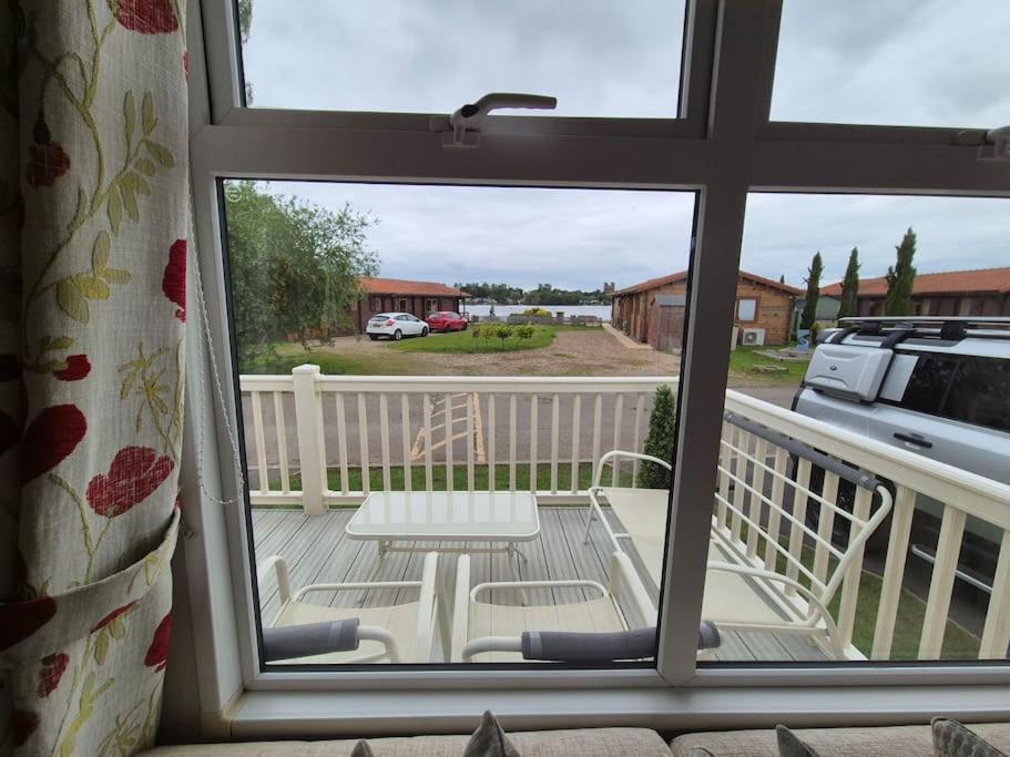 Amazing 2Bedroom Caravan In Lincoln, Tattershall Esterno foto