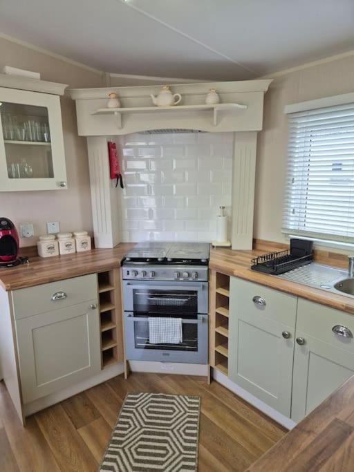 Amazing 2Bedroom Caravan In Lincoln, Tattershall Esterno foto