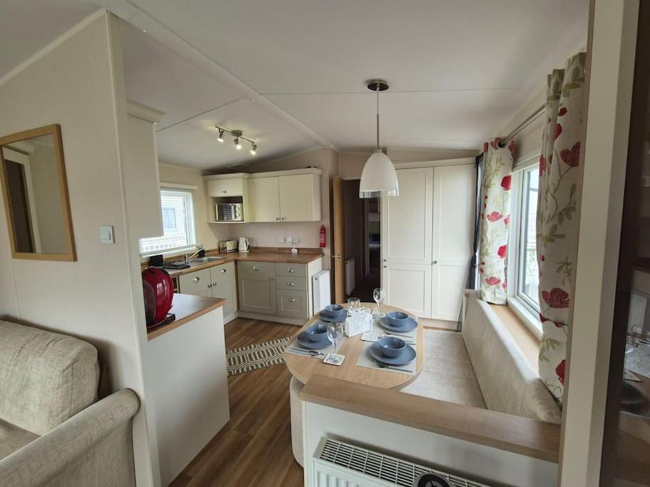 Amazing 2Bedroom Caravan In Lincoln, Tattershall Esterno foto