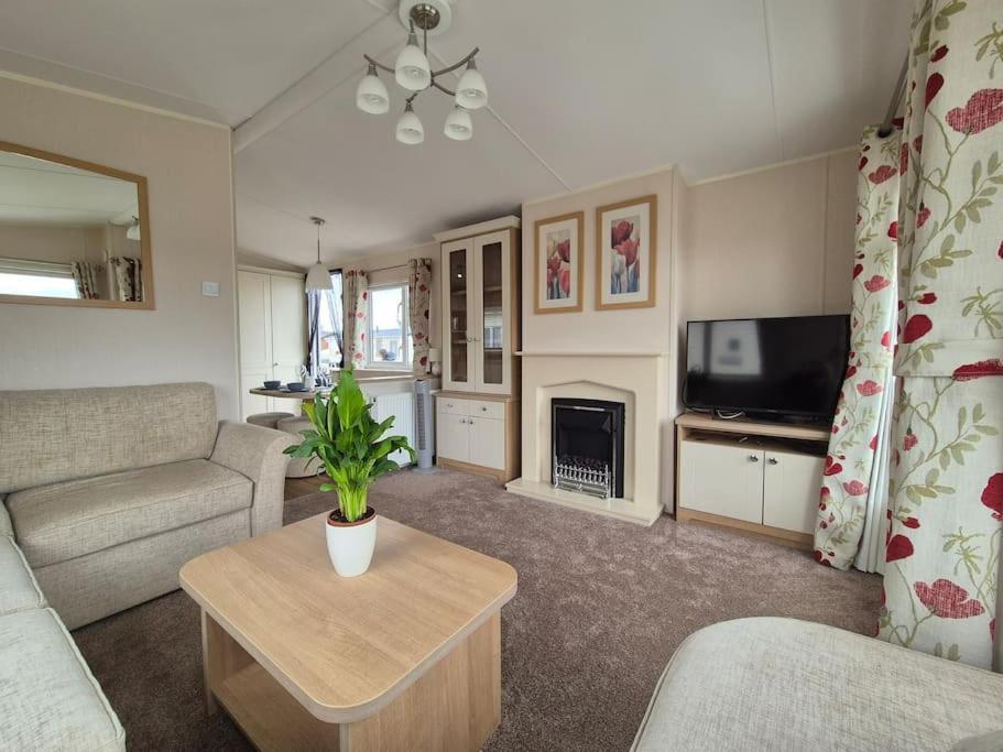 Amazing 2Bedroom Caravan In Lincoln, Tattershall Esterno foto